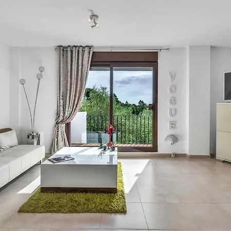 Apartamento Tematico Colorido Con Vista Al Mar - Pueblo Monteros Apartment Marbella